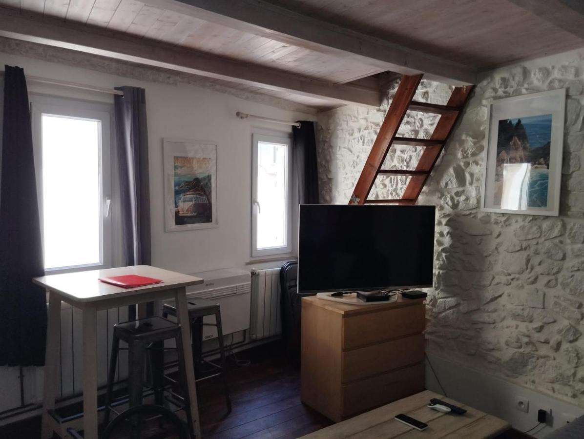 Studio - Hypercentre - Wifi Et Clim Toulon Dış mekan fotoğraf
