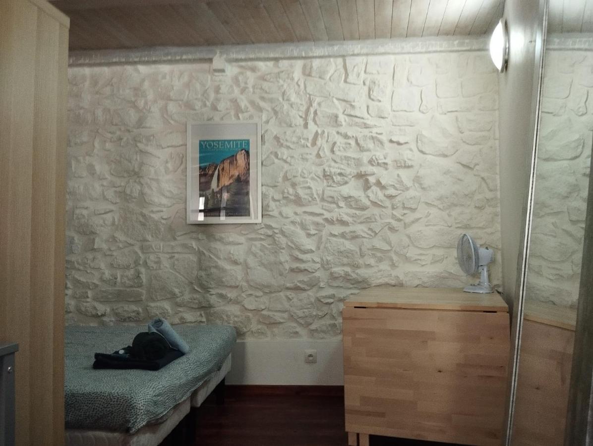Studio - Hypercentre - Wifi Et Clim Toulon Dış mekan fotoğraf